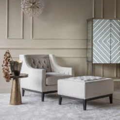 Roosevelt Stool - Ivory